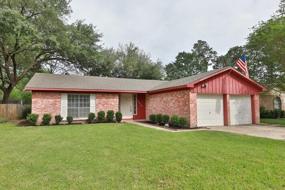 15826 Whipple Tree Drive, Houston, Texas 77070