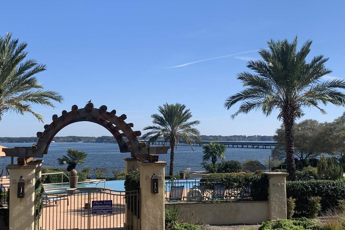 17040 W FM 1097 4101, Montgomery, Texas 77356