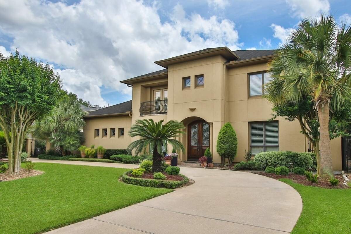 4617 Laurel Street, Bellaire, Texas 77401