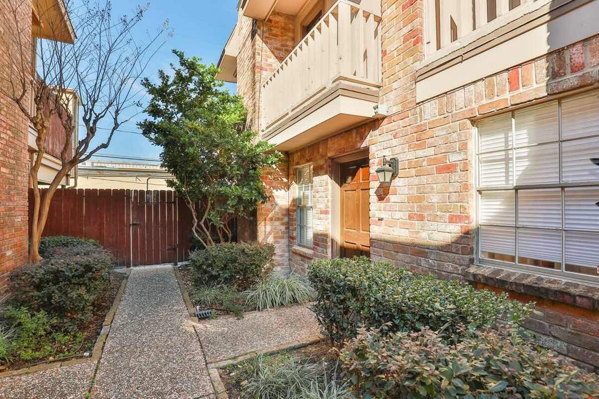 5528 Beverlyhill Unit #2, Houston, Texas 77056