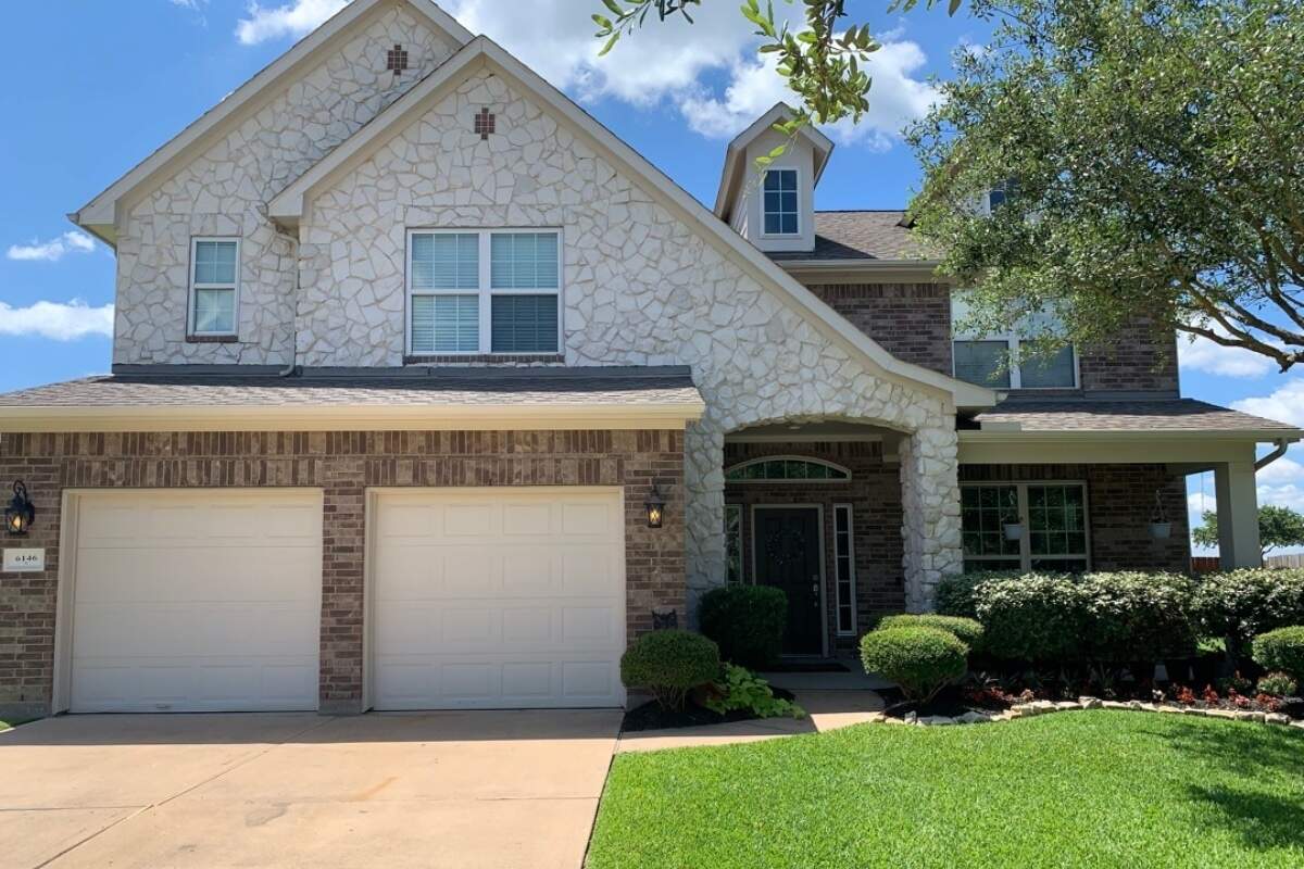 6146 Wickshire Drive, Rosenberg, Texas 77471