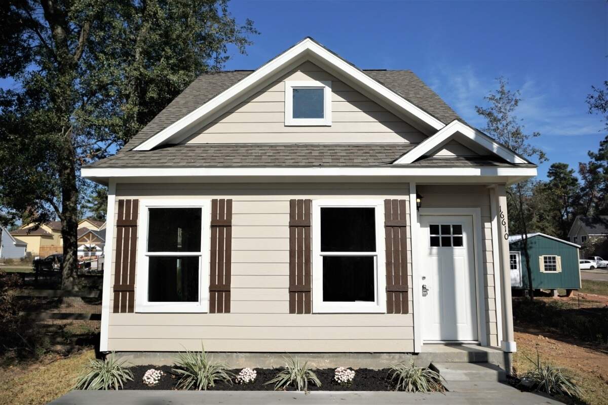 16610 E Lynbrook, Montgomery, TX 77316