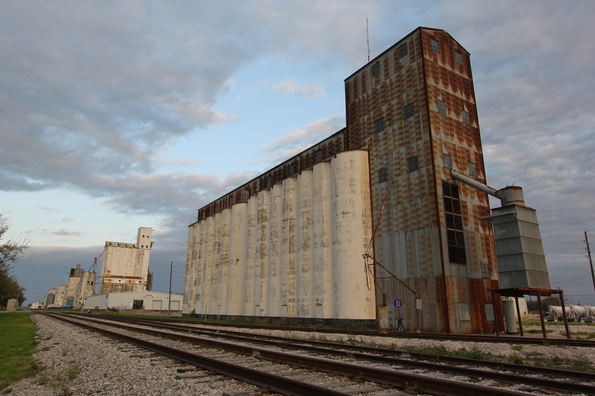 Selling a Home in Katy: What Local Sellers Need to Know